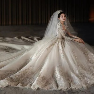 NDB10447 Abito da sposa a maniche lunghe, nuovo modello, con ampia strascico, stile francese, lavorazione artigianale di alta gamma, in pizzo raffinato - Product Image 4