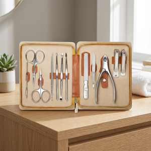 Kit de manucure 10 en 1 en acier inoxydable avec étui, ensemble de manucure portable de style classique pour adultes - Product Image 4