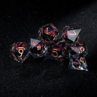 Prix d'usine, lot de 7 dés D&D en vrac, dés en résine à bords tranchants verts et violets pour jeux de table