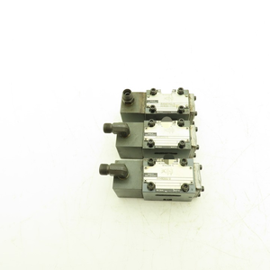 Vlvula Directional 565-301-000-0 <span class=keywords><strong>3</strong></span>/<span class=keywords><strong>2</strong></span> Vias ใหม่ต้นฉบับสต็อกอุตสาหกรรมอัตโนมัติ Pac โปรแกรม PLC ทุ่มเท - Product Image 1