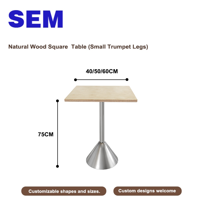 Table carrée en bois naturel (petites pieds trompette)