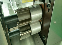 K Snow 3-delige elektrische servomotor hoge touchscreen automatische voedselzak plastic folie kussen zak seal- en verpakkingsmachine met datumafdruk