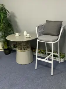 현대 디자인 고품질 간명은 백색 알루미늄 관을 가진 뒤 막대기 발판 의자 MUller 잡아당기기 밧줄 막대기 의자를 환기시킵니다