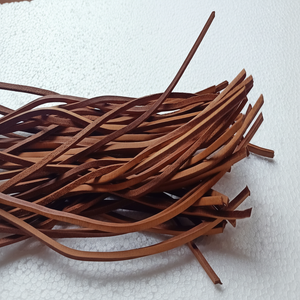 Tiras de cordón de cuero redondas de color tostado hechas a medida en tamaño 90 cm con 2 mm de ancho ideal para usar como asas de bolsa para reventa - Product Image 1