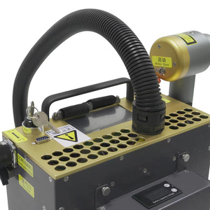 Pulitore <span class=keywords><strong>Laser</strong></span> Portatile a Zaino con Impulsi Manuali per Rimuovere Ruggine, Olio, Graffiti e Vernici su Vetro e Legno - Product Image 6