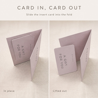 Carte-cadeau en PVC personnalisée avec design sur mesure, carte-cadeau imprimée personnalisée, complète avec porte-carte en papier pour la promotion de la marque