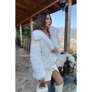 Manteau court en fausse fourrure écologique pour femme, couleur écru, épais et chaud, vêtement d'extérieur pour l'hiver - Product Image 2