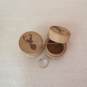 Boîte à bague en bois <span class=keywords><strong>de</strong></span> hêtre naturel, cadeau pour elle pour le jour du mariage, fiançailles, anniversaire, porte-bague, souvenir - Product Image 3