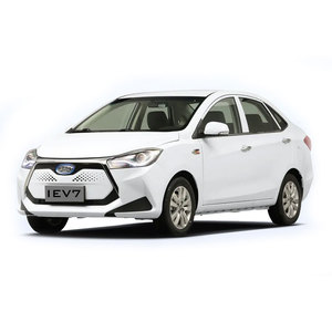 Nouvelle Édition 2025 – Berline Électrique Abordable <span class=keywords><strong>Jianghuai</strong></span> <span class=keywords><strong>Automobile</strong></span> IEV7 – Véhicule Électrique Pur 5 Portes 4 Places pour l'Entraînement à la Conduite - Product Image 1