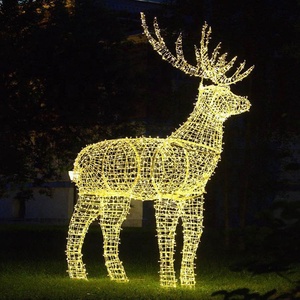 Grande sculpture de renne doré à LED pour centre commercial, décoration lumineuse de Noël pour extérieur, spectacle de lumière étanche pour les fêtes - Product Image 2