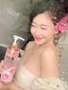 Perfumed Female Fragrance Perfumed <b>Shower</b> <b>gel</b> CINDY BLOOM - Aroma flower (640g) <b>Gel</b> From Viet Nam - Product Image 4