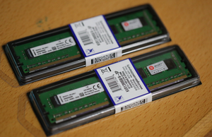 P06037-B21 128GB (1x128GB) Quad Rank X4 DDR4-3200 CAS-22-22-22 Kit de Memoria Inteligente con Carga Reducida para Servidor HPE 128GB RAM HPE - Product Image 3