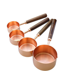 Juego de 8 Tazas y Cucharas Medidoras de Madera con Mango de Nogal y Acero Inoxidable para Ingredientes Secos - Product Image 2