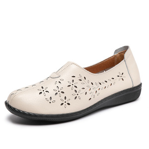 2025 chaussures plates en peau de vache pour femmes printemps été transfrontalier décontracté sans lacet mocassins semelle en caoutchouc souple <span class=keywords><strong>pied</strong></span> <span class=keywords><strong>nu</strong></span> maman mode tendance - Product Image 5
