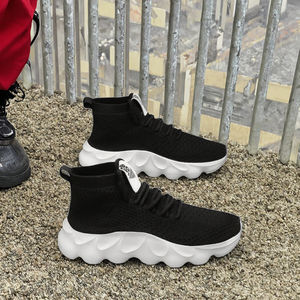 รองเท้าวิ่งผู้ชาย L&J Shoes 31 รุ่นวินเทอร์ สปอร์ต ระบายอากาศได้ดี น้ำหนักเบา พื้นกันลื่น - Product Image 3