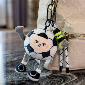 Chaveiro de Pelúcia de Bola de Futebol Fofa, Mini Chaveiro de Pelúcia de Basquete e Voleibol, Pingente para Mochila e Bolsa - Product Image 3