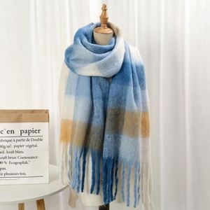 Écharpe longue en mohair rayée épaisse pour l'hiver avec pompons, châles et écharpes de luxe pour femmes - Product Image 1