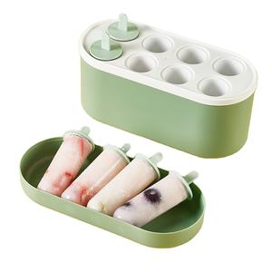 Moldes de Plástico para Helados con Contenedor, Moldes de Helados de Grado Alimenticio con 8 Cavidades, Molde para Helados con Palito Reutilizable para Yogur y Jugo - Product Image 1