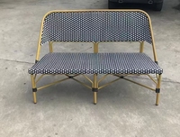 Chaises longues et canapés d'extérieur traditionnels en rotin et aluminium, résistants aux intempéries, toutes saisons, pour restaurants, commerces, cafés et laiteries