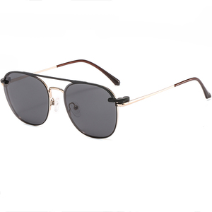 <span class=keywords><strong>Gafas</strong></span> <span class=keywords><strong>de</strong></span> <span class=keywords><strong>Sol</strong></span> <span class=keywords><strong>Vogue</strong></span> con Clip, Montura <span class=keywords><strong>de</strong></span> Acero Inoxidable Dorado <span class=keywords><strong>de</strong></span> Alta Calidad y Lentes <span class=keywords><strong>Polarizadas</strong></span> TAC - Product Image 5