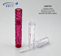Tube de gloss à lèvres OEM/ODM 3,5 ml - Impression de logo personnalisée, forme unique, idéal pour les maquilleurs et les fabricants de cosmétiques
