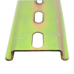 Bloc <span class=keywords><strong>de</strong></span> terminaison <span class=keywords><strong>de</strong></span> <span class=keywords><strong>terre</strong></span> perforé en acier TH35-7.5 pour <span class=keywords><strong>rail</strong></span> <span class=keywords><strong>DIN</strong></span>, 12 cm, standard 35 mm x 7.5 mm, connexion par boulons pour boîtier MCB - Product Image 3