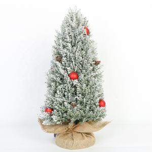 Nuevo diseño 20cm Navidad Mini decoración árbol Navidad Pe árbol de mesa con suministros pintados en blanco decoración de Navidad - Product Image 4