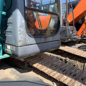 Mini excavatrices Komatsu SK250 d'occasion de haute qualité, poids en ordre de marche de 7 tonnes, prix bas avec composants de base d'origine-pompe à moteur - Product Image 5