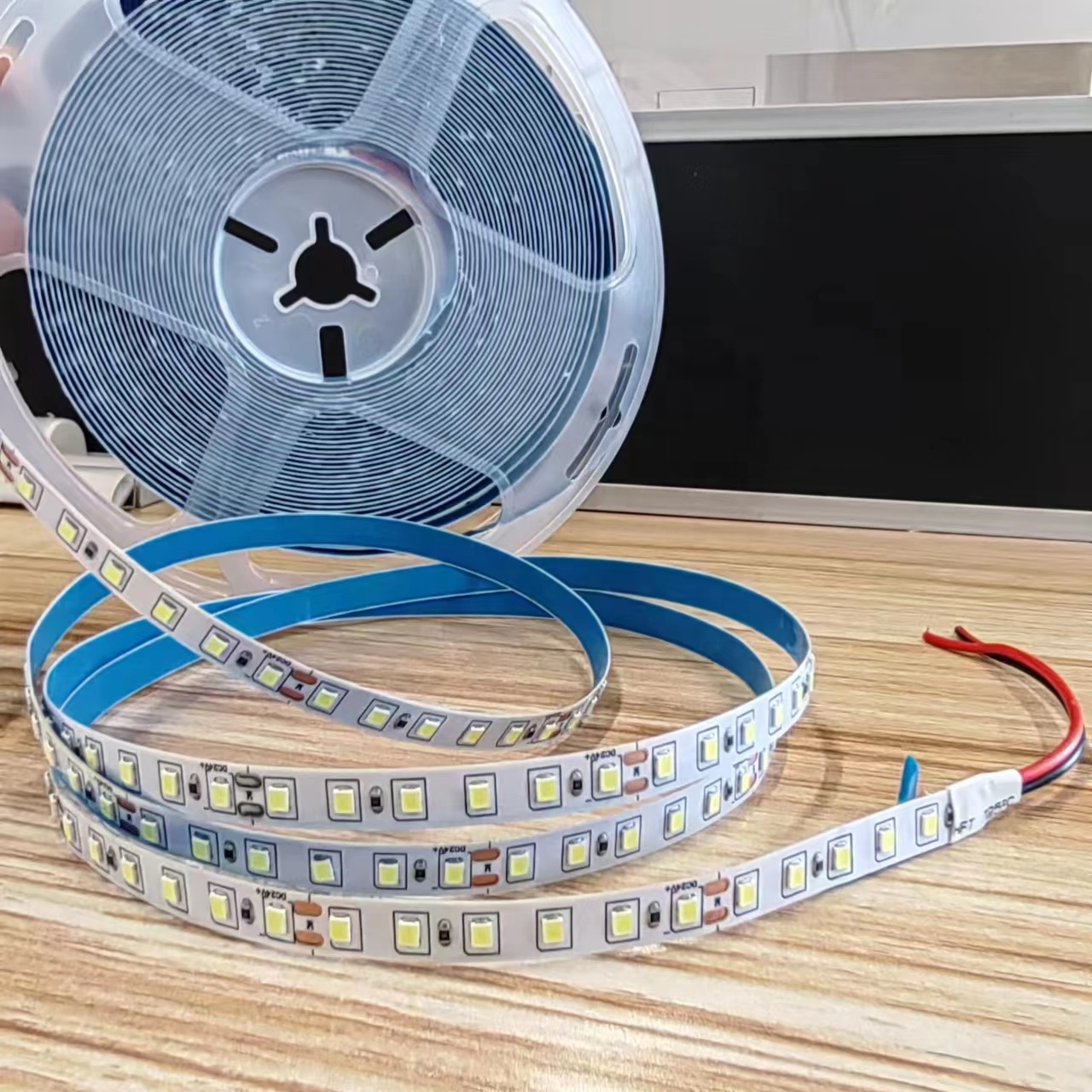 Flexible 2835 led strip light High Brightness IP65 IP20 5M 120 led per meter factory sales