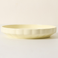 Nouvelles assiettes de restaurant en porcelaine fine, en gros, assiettes à dîner en porcelaine embossée à prix avantageux