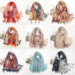 Vente en gros châle de haute qualité en coton et <span class=keywords><strong>lin</strong></span> imprimé, foulard tendance de style national doux, <span class=keywords><strong>voile</strong></span> de protection solaire - Product Image 4