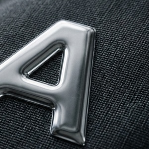 Patchs en métal liquide durables de plus de 3 ans, étiquette à lettres en relief 3D, patch haute fréquence pour veste - Product Image 2