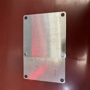 Machine de ponçage à bande automatique industrielle en acier inoxydable pour bordures de plaques en acier au carbone - Product Image 6