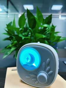 เครื่องช่วยนอนแบบพกพา Numsy Move Baby - เซ็นเซอร์ตรวจจับการเคลื่อนไหว บำบัดด้วยเสียงธรรมชาติ ช่วยกล่อมเด็ก กล่อมนอน <span class=keywords><strong>พูด</strong></span>ได้ มีไฟสีแดง เสียงไวท์นอยส์ เครื่องขนาดเล็ก - Product Image 4