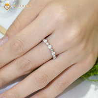 Bague de Fiançailles et d'Anniversaire Classique Goldleaf en Argent Sterling 925 avec Moissanite VVS Taille Brillant Sertie clos, Cadeau Idéal