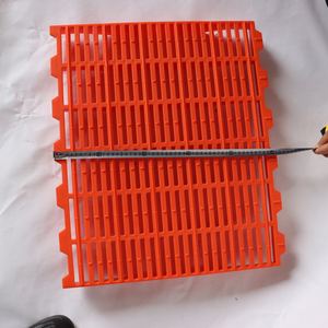 Plancher en plastique <span class=keywords><strong>de</strong></span> lamelle <span class=keywords><strong>de</strong></span> ferme porcine Offres Spéciales JUXIN pour l'équipement <span class=keywords><strong>de</strong></span> bétail <span class=keywords><strong>de</strong></span> porc - Product Image 5