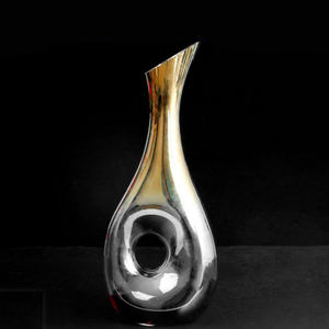 <span class=keywords><strong>Carafe</strong></span> à vin en verre plaqué or soufflé à la bouche faite à la main <span class=keywords><strong>Carafe</strong></span> à vin en verre argenté <span class=keywords><strong>Carafe</strong></span> à vin en or rose avec un trou comme poignée - Product Image 4