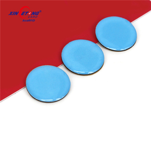 2024 etiqueta epoxi de nuevo estilo con Material antimetal dentro de N-tag 213/215/<span class=keywords><strong>216</strong></span> Mi-fare Classic 1 <span class=keywords><strong>K</strong></span> NFC Chip para lectura de teléfonos inteligentes - Product Image 2