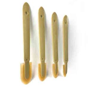 Herramientas de acabado de sellador OEM, espátula de goma de longitud extendida para calafateo y sellado - Product Image 1