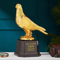 Accessoires de trophée en résine, pièces de trophée à thème créatif, grand trophée colombe avec logo personnalisé pour pigeons voyageurs
