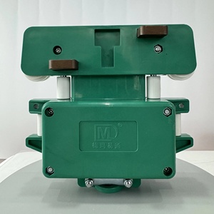 DEMAELECTRIC, último colector de corriente moderno para sistema de barra conductora cerrada de grúa (individual), entrega de fábrica - Product Image 4