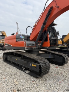 Excavatrice sur chenilles hydraulique Doosan DX225LCA d'occasion de haute qualité, 22,5 tonnes, DX225, équipement de grande machinerie d'occasion - Product Image 3