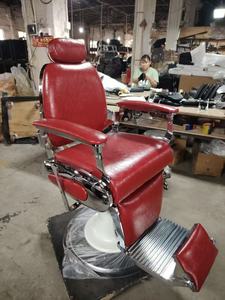Sillón de Barbería de Estilo Antiguo, Color Plateado Personalizado, Asiento de Cuero Sintético para Peluquería, Disponible para la Venta - Product Image 5