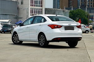 รถยนต์เชอรี อาริซโซ 5 ปี 2026 รถซีดานขนาดกะทัดรัดรุ่นใหม่จากจีน เชอรี อาริซโซ 5 สปอยเลอร์ รถใหม่ราคาประหยัด รถยนต์ใช้น้ำมันเบนซิน รถ SUV สำหรับผู้ใหญ่ - Product Image 6