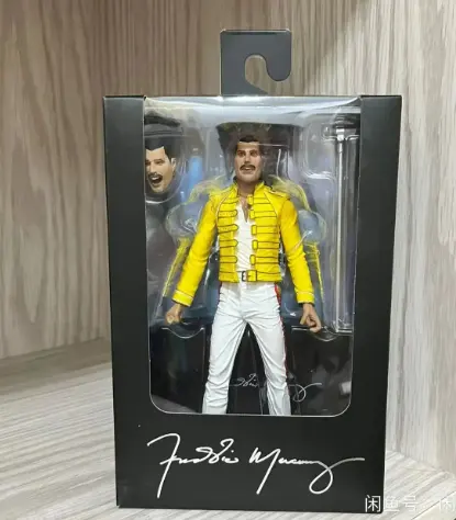 NECA 42066 reine du chanteur Fredy Mokery figurine 7 pouces