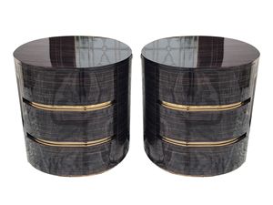 Mesita de Noche Redonda de Madera de Ébano con Acabado Brillante de Estilo Italiano de Lujo, con 3 Cajones e Incrustaciones Modernas de Metal Dorado, Mueble para Dormitorio - Product Image 3