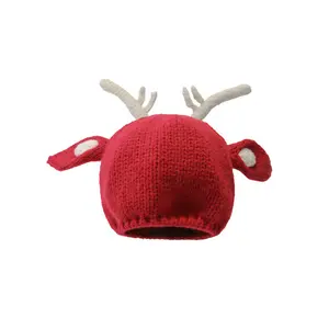 Fabbrica caldo inverno regalo di natale maglieria all'ingrosso Premium lavorato a maglia pompon Fashion Fit Beanie Knit cappello Logo personalizzato di alta qualità