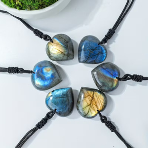 Collar con Colgante de Corazón de Labradorita, Cristal Natural, Piedra Curativa, Venta al Por Mayor - Product Image 4