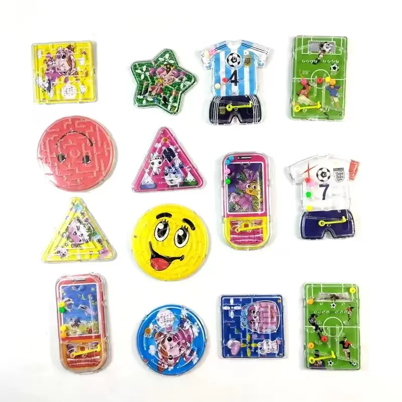 Wholesale Creative Plastic Walking Beads Cartoon Animal Maze Children's Baby Small Toys Geometry bracelet Maze Game For Kids