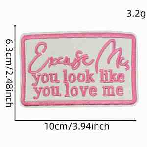 Nouveaux patchs brodés thermocollants en feutre non tissé, motif dessin animé, logo en lettres anglaises, faits à la main, pour vêtements et chapeaux - Product Image 4